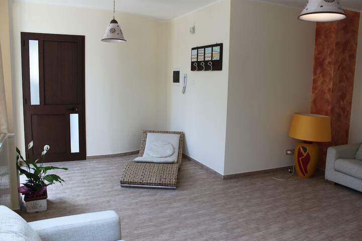 Room 10 of 29