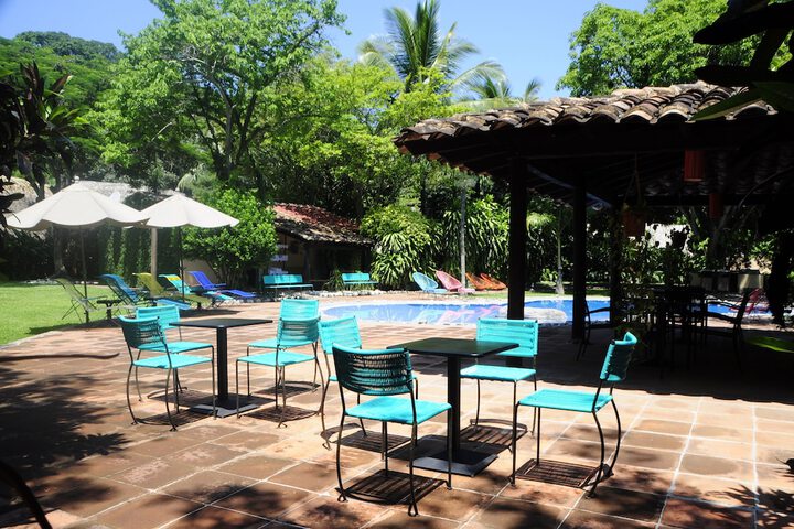 Hotel Pool