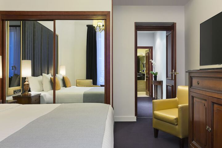 Room 15 of 46