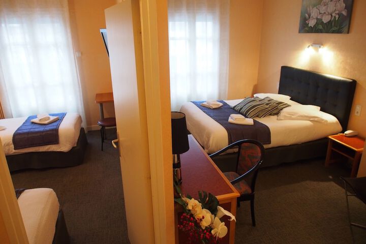 Room 35 of 62