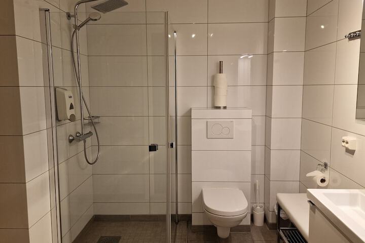 Room 15 of 22
