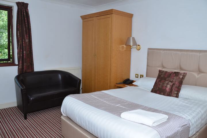 Room 6 of 67