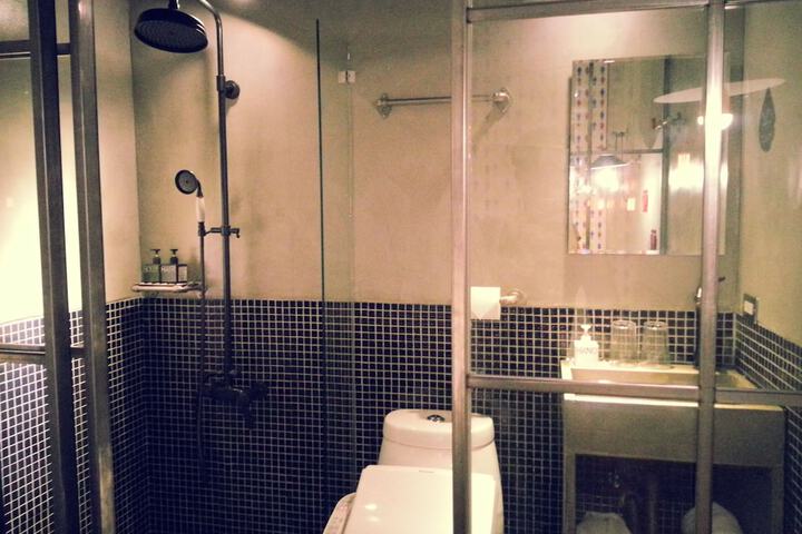 Room 45 of 67