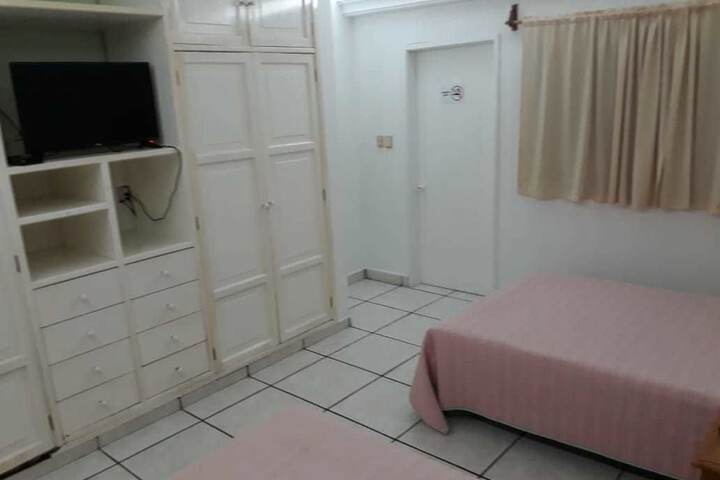 Room 11 of 30