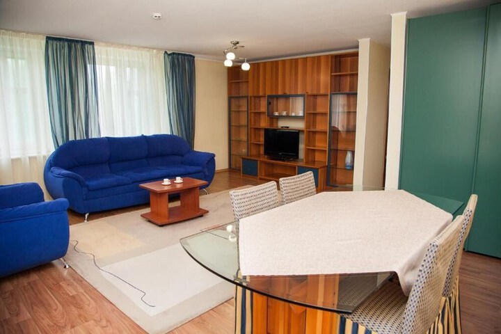 Room 15 of 24