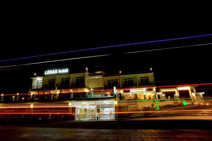 LOHAS airport hotel