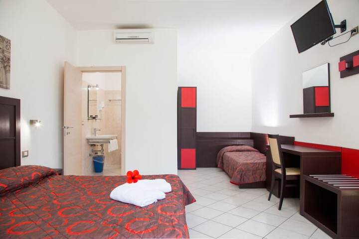 Room 26 of 50