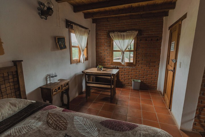 Room 123 of 193