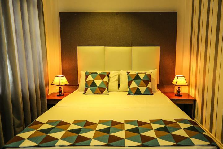 Room 25 of 44