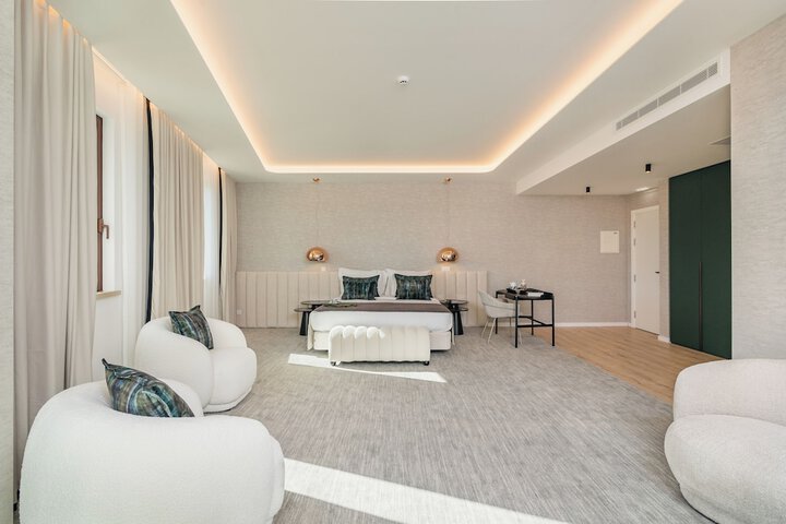 Room 25 of 52