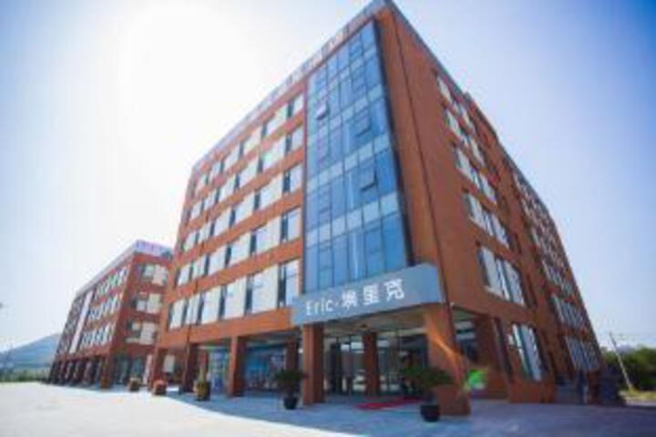 Eric Hotel