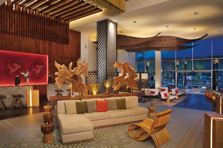 Hotel Interior 2 of 87
