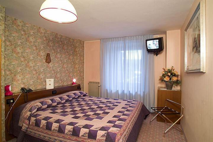 Room 18 of 54