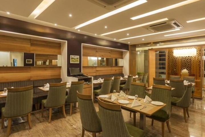 Dining Photos