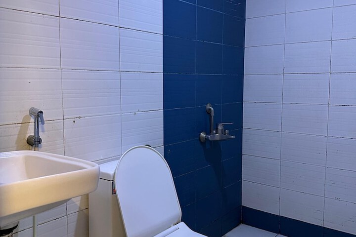 Room 19 of 19