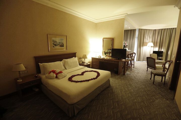 Room 55 of 81