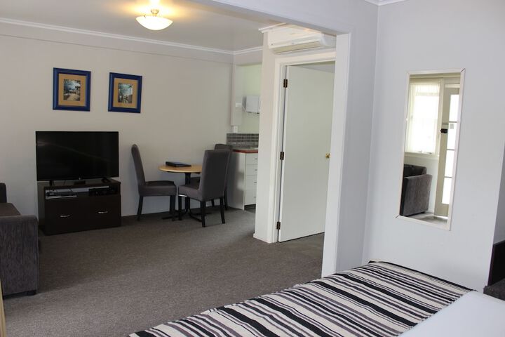 Room 229 of 302