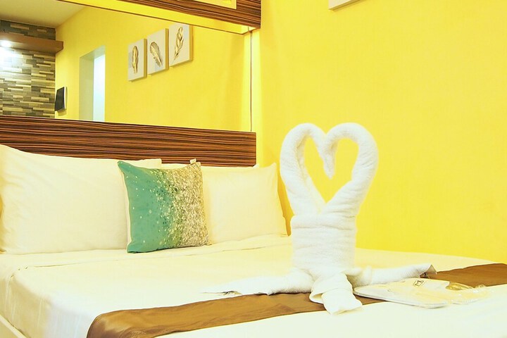 Room 8 of 26