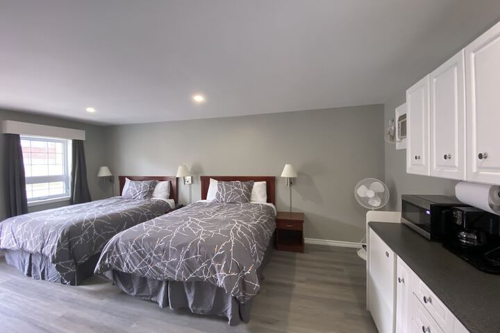 Room 16 of 118