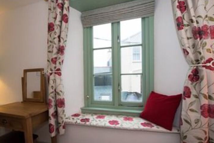 Room 12 of 31