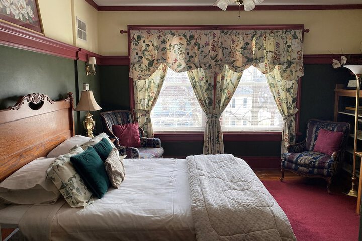 Room 36 of 92