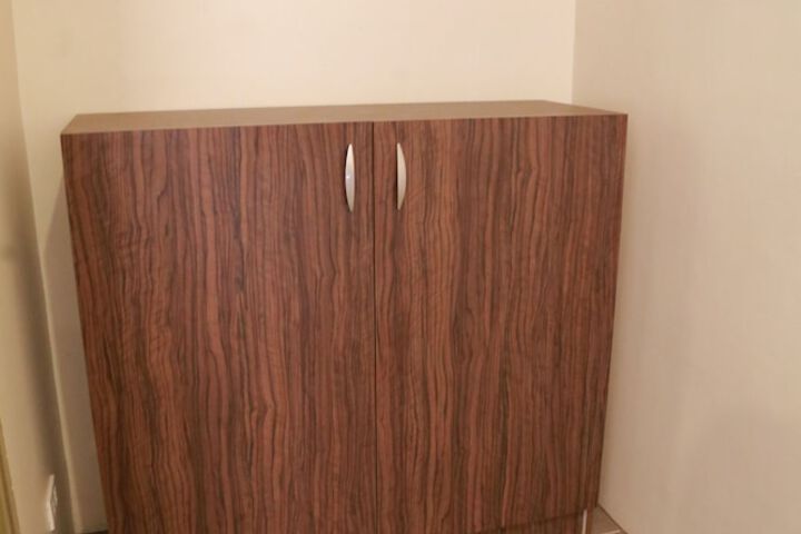 Room 10 of 31