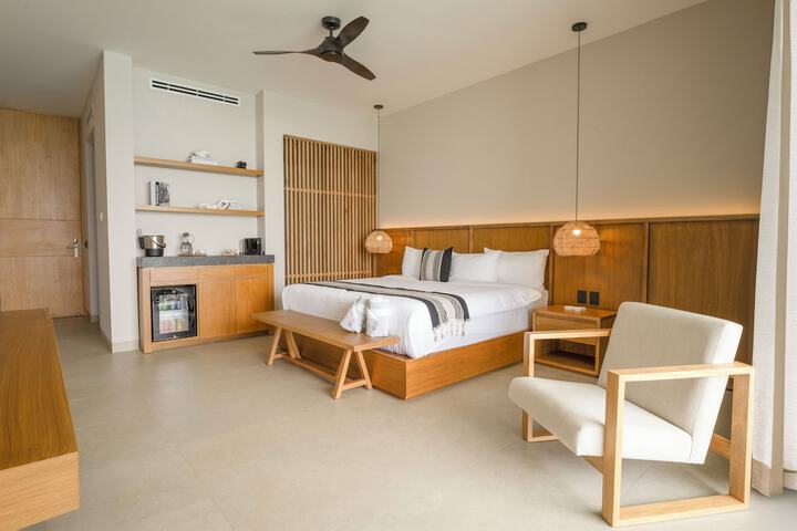 Room 6 of 64