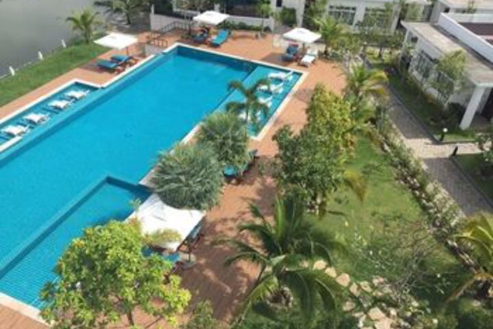 Pool 27 of 43