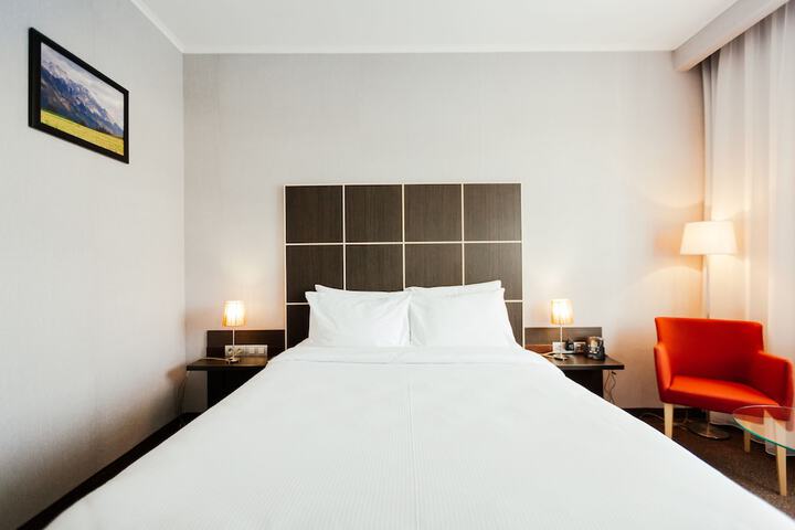 Room 19 of 56