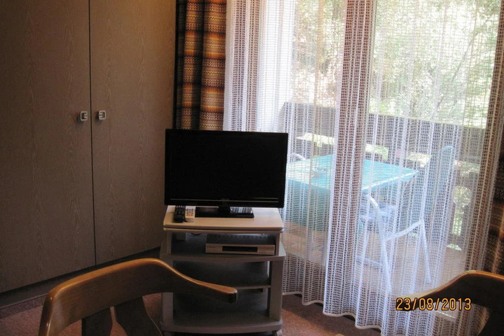 Room 3 of 17
