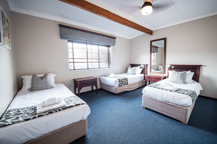 Room 48 of 64