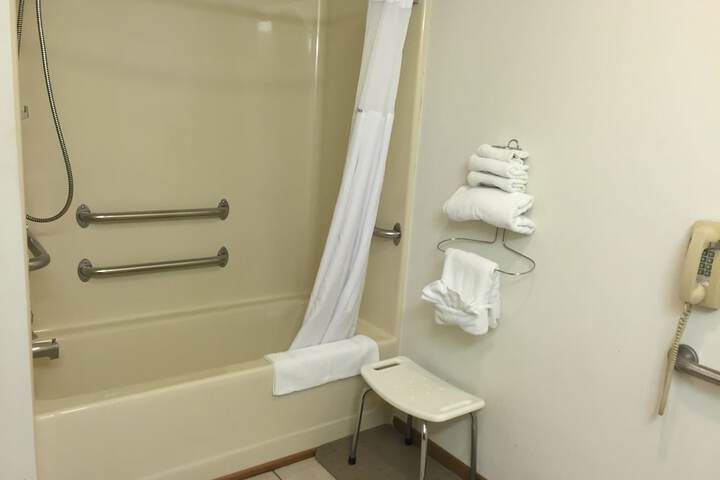 Room 42 of 57