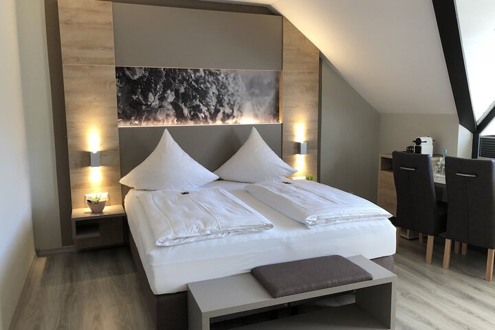 Room 25 of 82