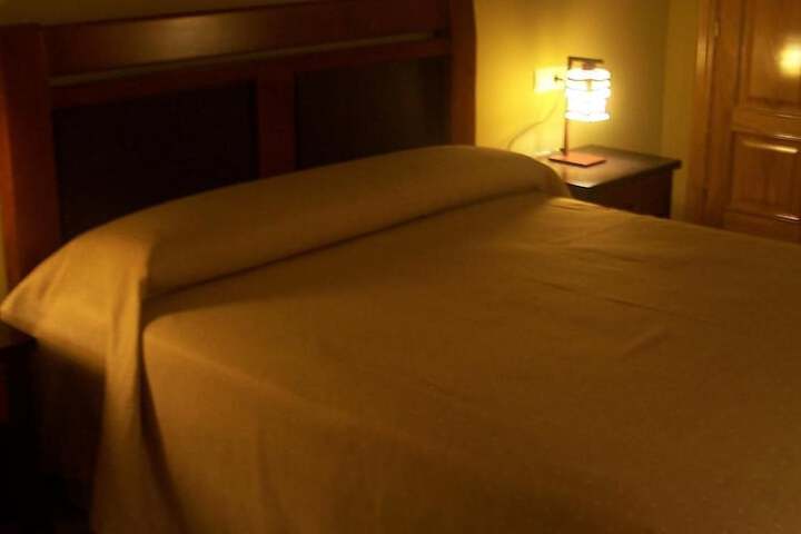 Room 20 of 37