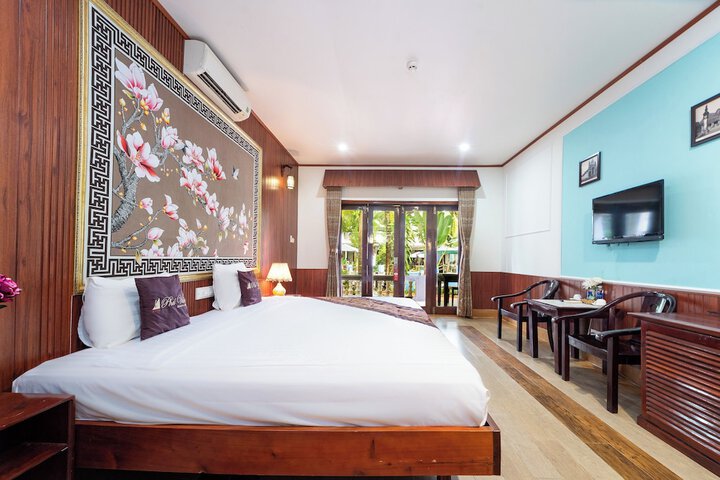 Room 4 of 65