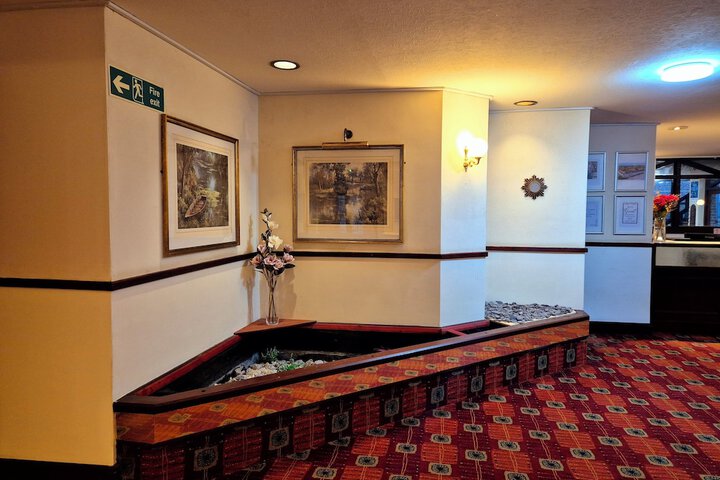 Hotel Interior 6 of 43
