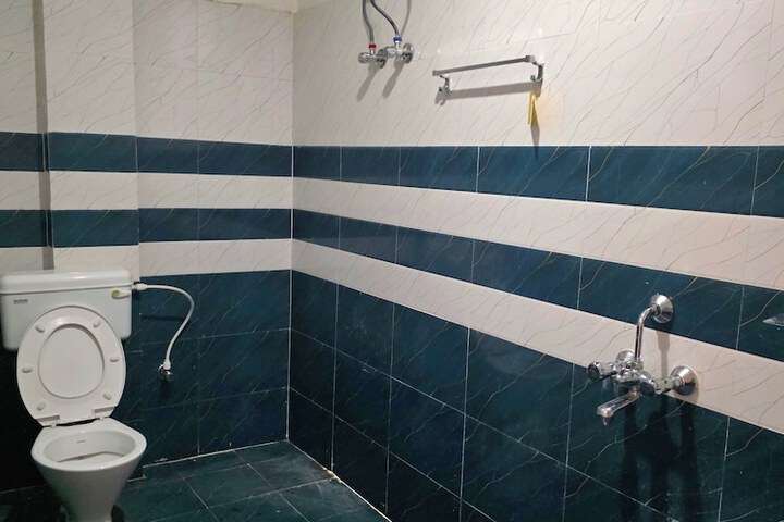 Room 14 of 24