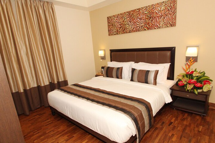 Room 6 of 22