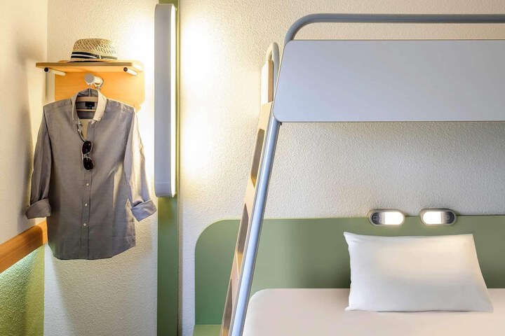 Room 7 of 22