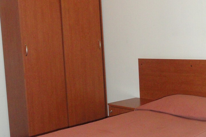 Room 7 of 39