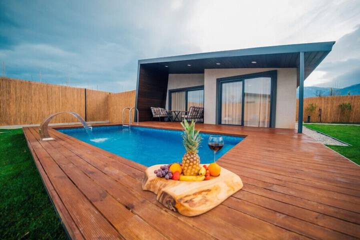 Terrace/Patio 98 of 99