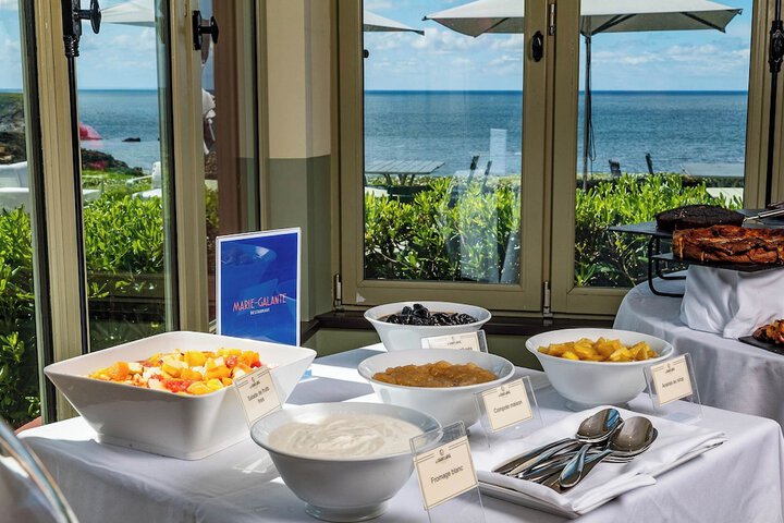 Breakfast/Coffee Service 50 of 76