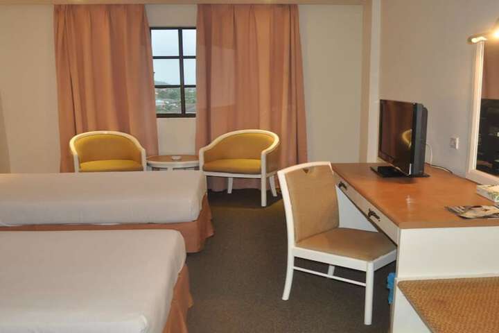Room 5 of 46