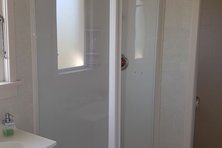 Room 25 of 28