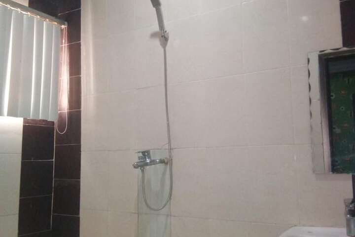 Room 15 of 26