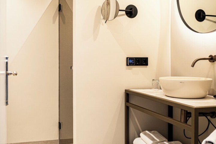 Room 62 of 125