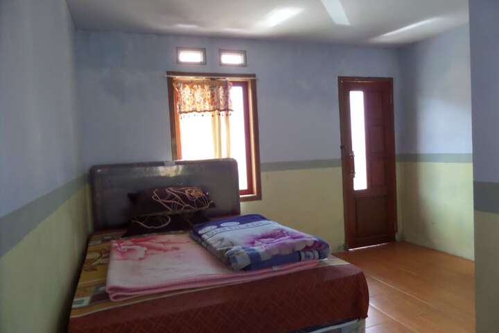 Room 18 of 42