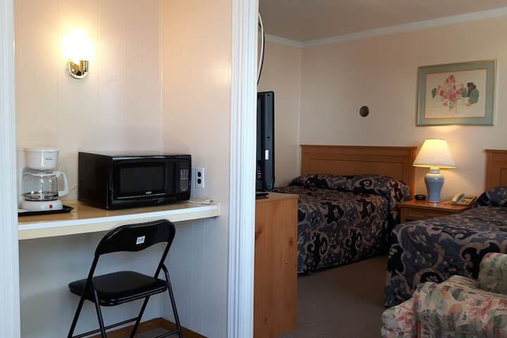 Room 9 of 33