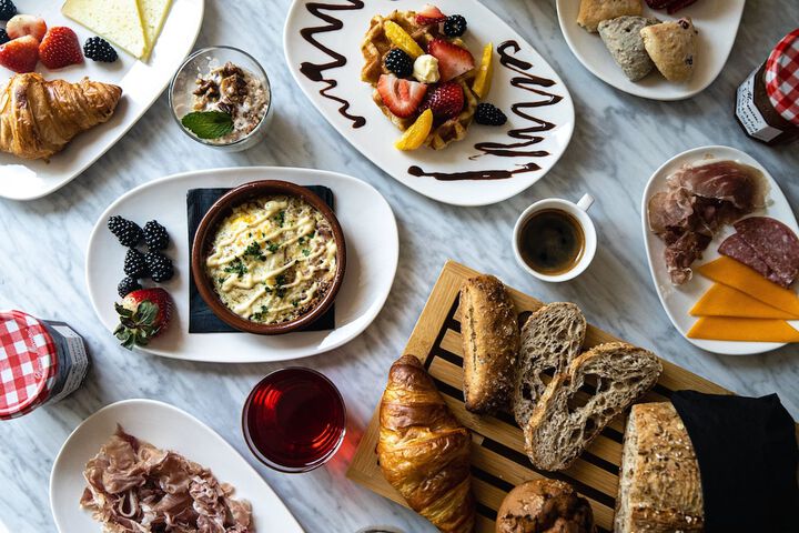 Breakfast buffet