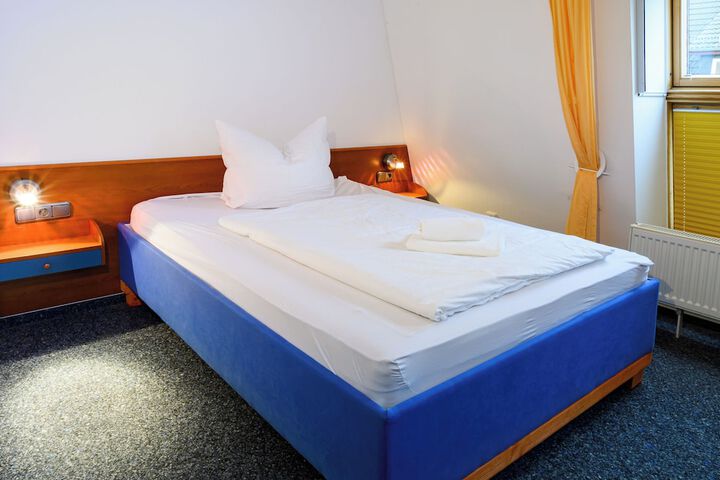 Room 14 of 26